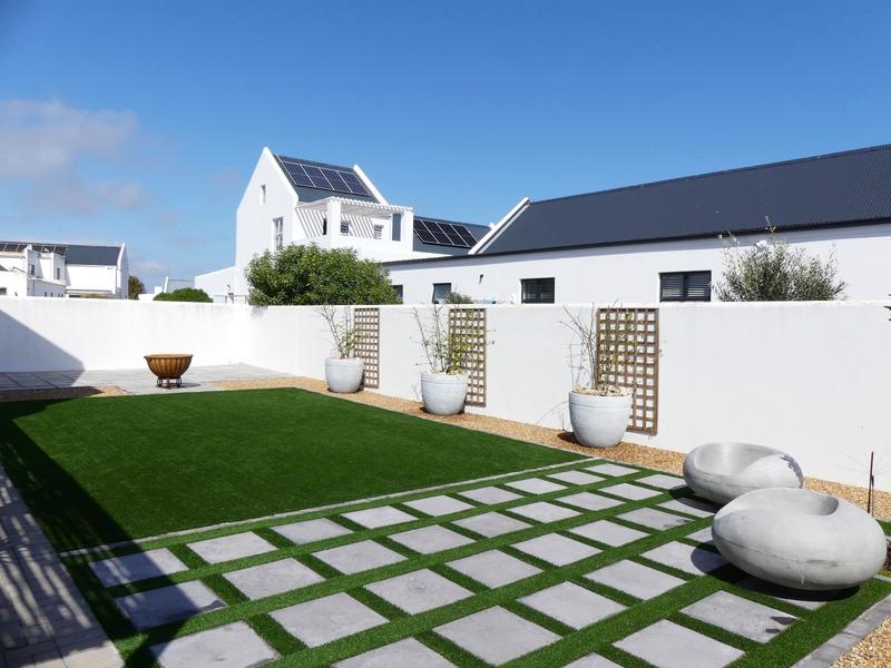 4 Bedroom Property for Sale in Britannia Bay Western Cape